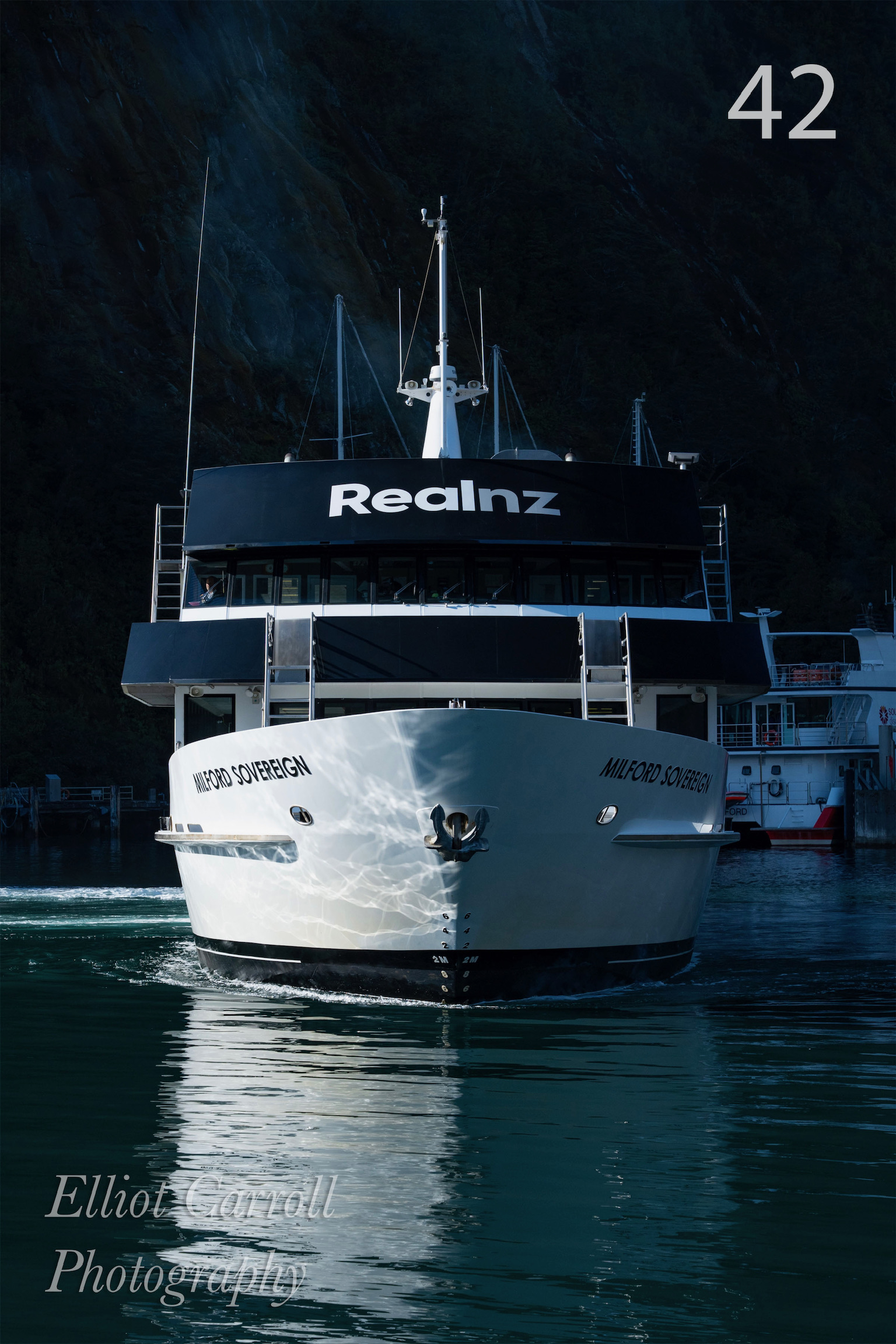 Boat W.JPG